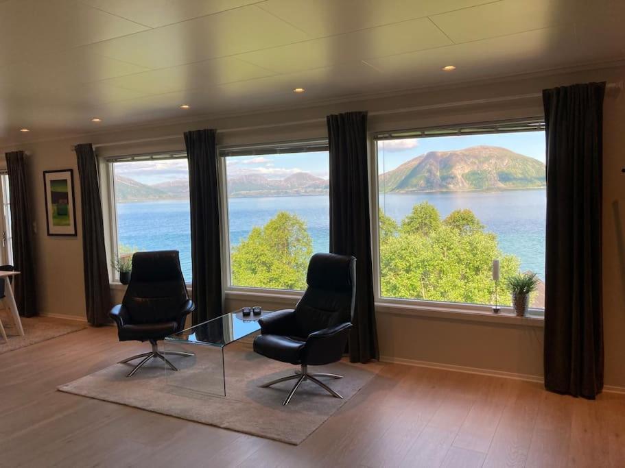 Вілла Fantastic View, Quiet And Relaxing By The Sea Kvaloya Екстер'єр фото